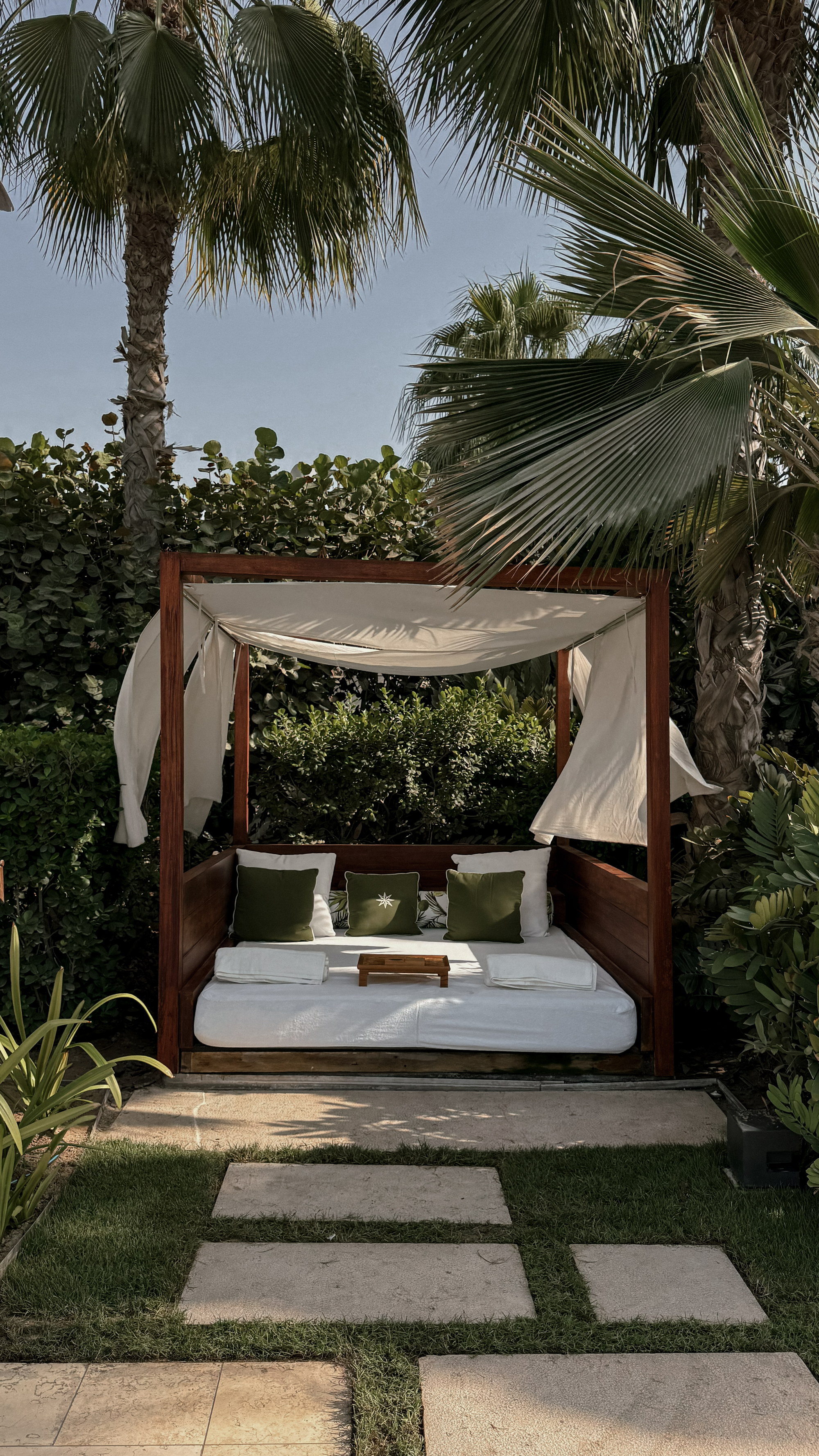The garden daybed, canvas in the breeze